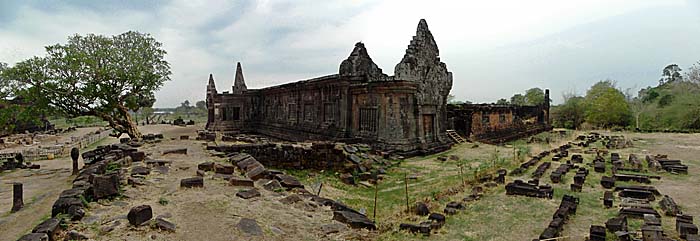 Wat Phou, South Palace by Asienreisender